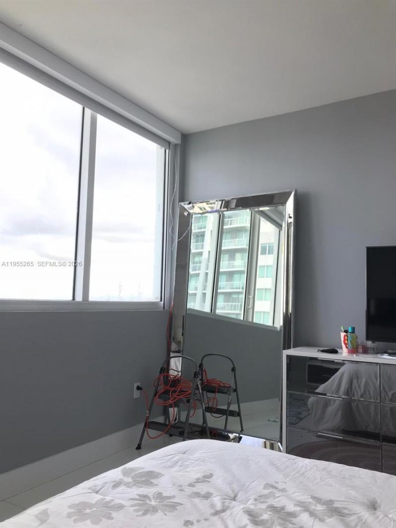 253 NE 2nd St , Unit 3509, Miami, FL 33132 Photo