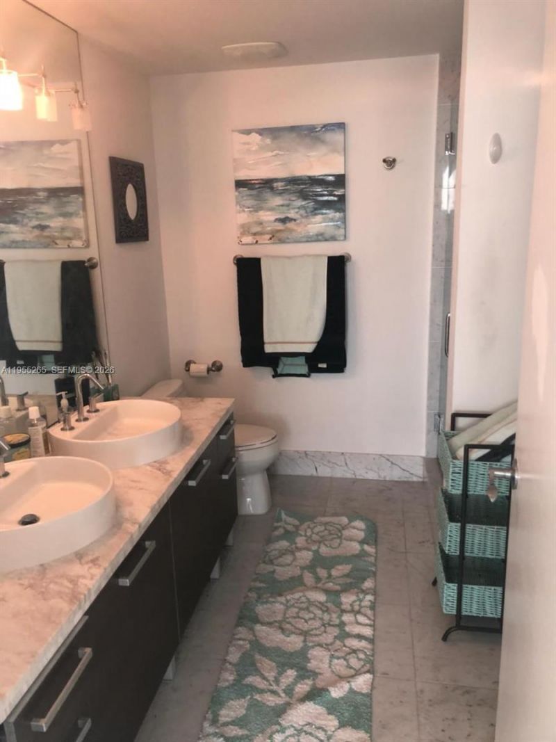 253 NE 2nd St , Unit 3509, Miami, FL 33132 Photo