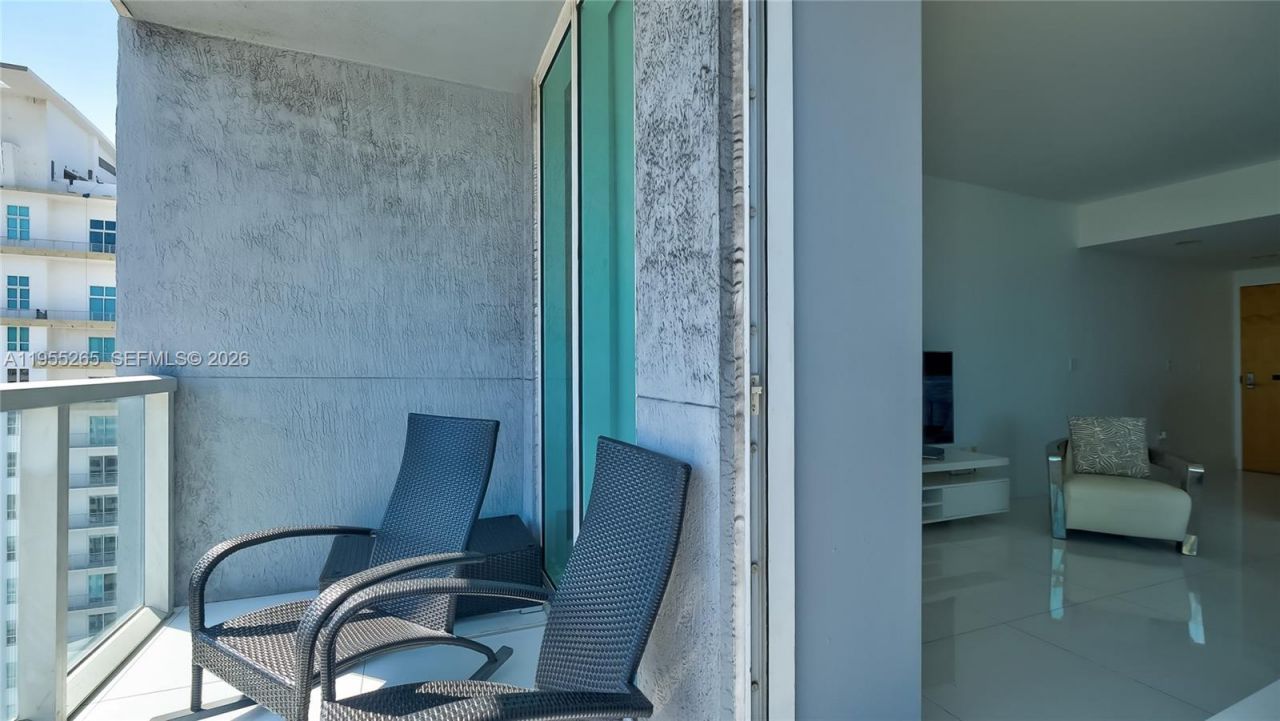 253 NE 2nd St, Unit 3509, Miami, FL 33132 Photo