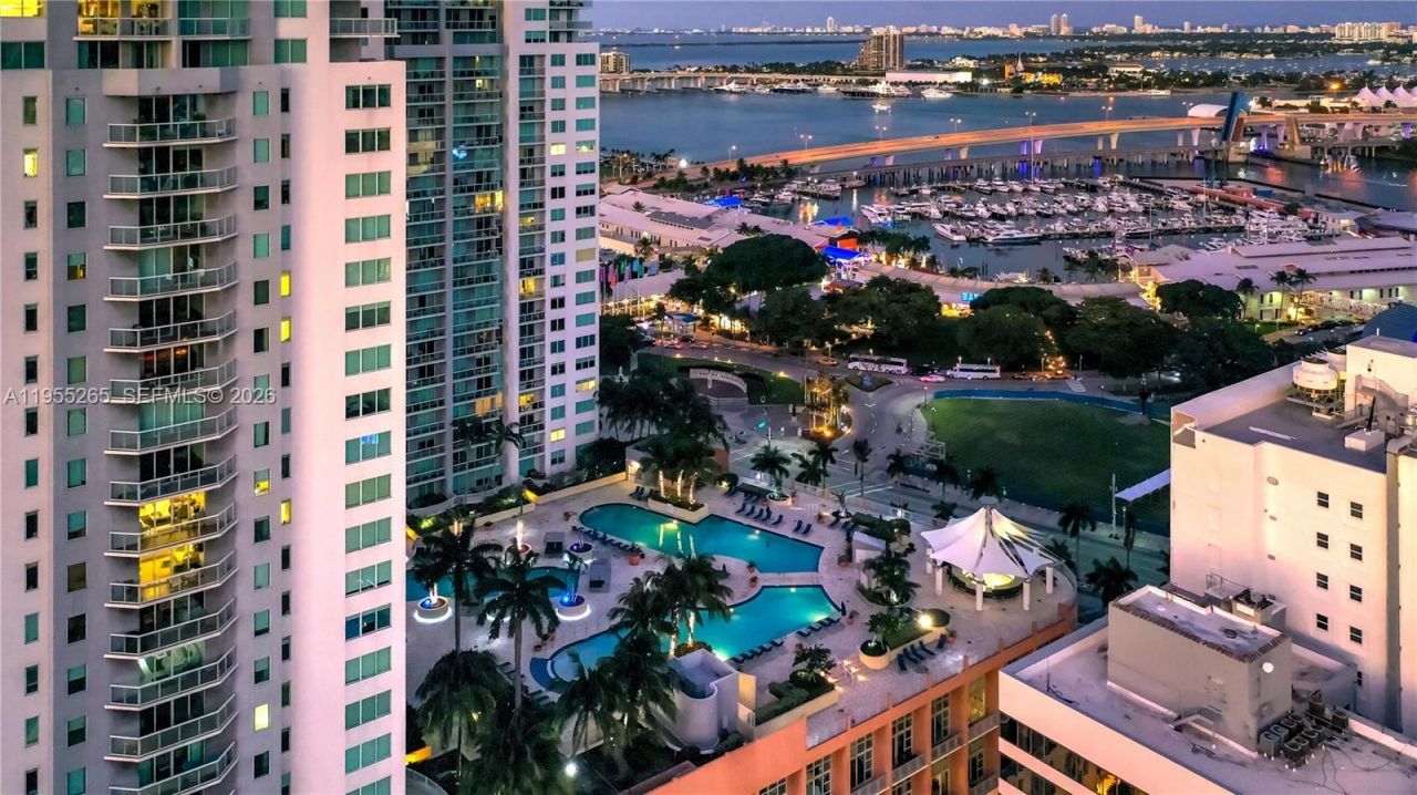 253 NE 2nd St, Unit 3509, Miami, FL 33132 Photo