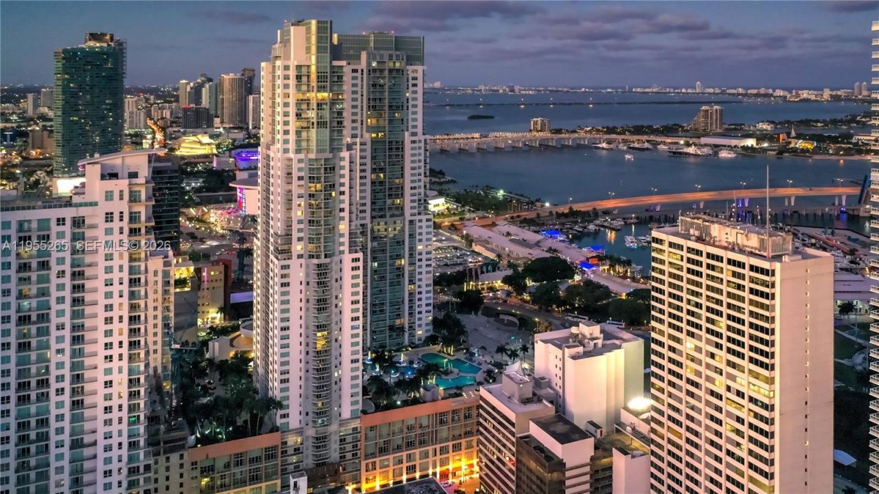 253 NE 2nd St, Unit 3509, Miami, FL 33132 Photo