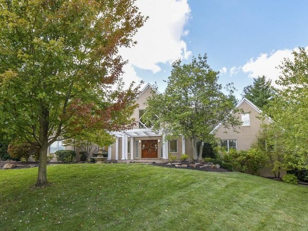 2433 Lakeridge Drive, Newburgh, IN 47630