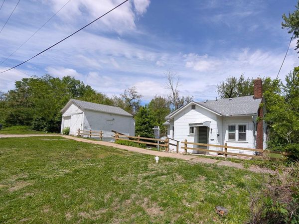 722 Market Street, Burlington, IA 52601