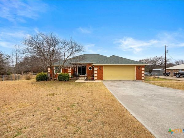 905 County Road 3350, Kempner, TX 76539