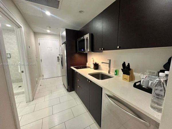 5300 NW 87th Ave, Unit 910, Doral, FL 33178