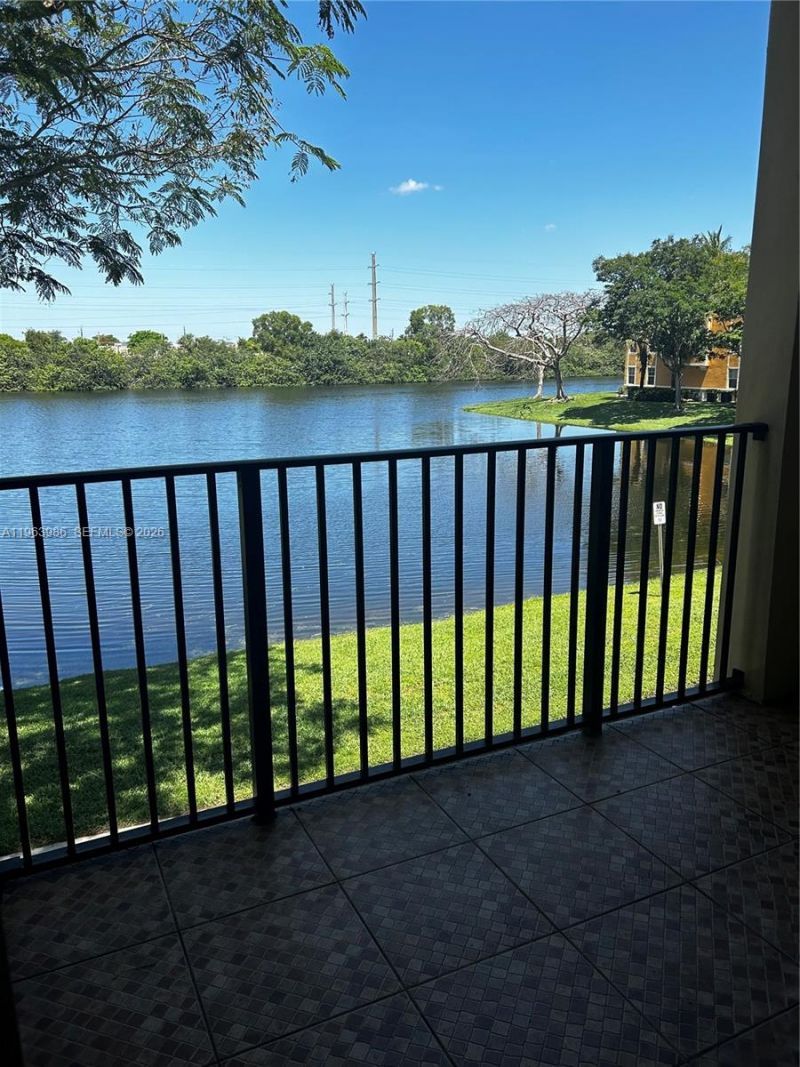 2201 W Preserve Way, Unit 306, Miramar, FL 33025 Photo