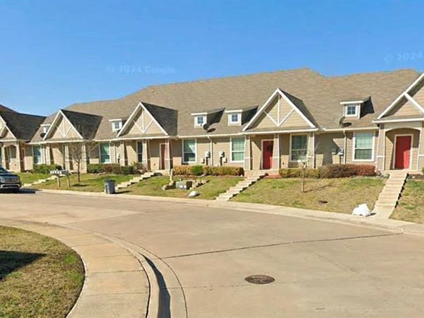 1102 Newcastle Drive , Weatherford, TX 76086