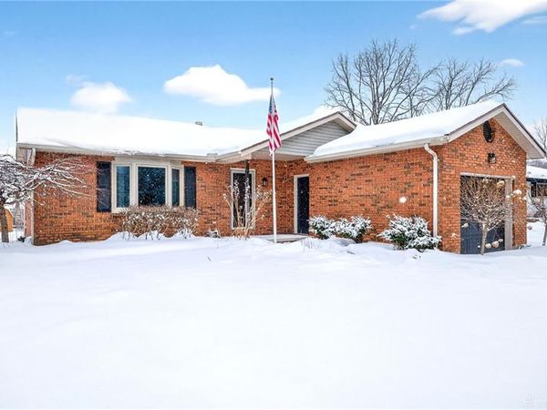21 Dorchester Drive, Dayton, OH 45415