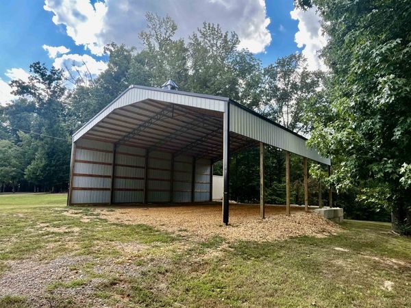 250 TEAL LN, Savannah, TN 38372