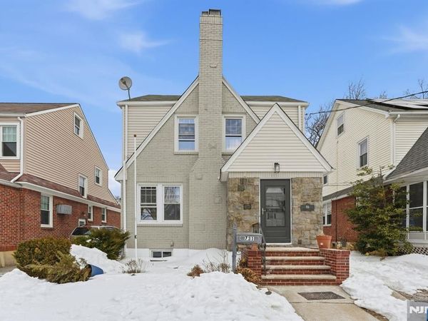 731 Woodland Avenue, ROSELLE PARK, NJ 07204