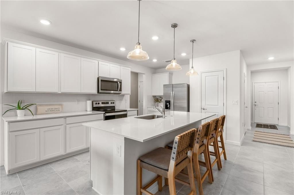 1526 Lake Jessup Cir, Cape Coral, FL 33909 Photo