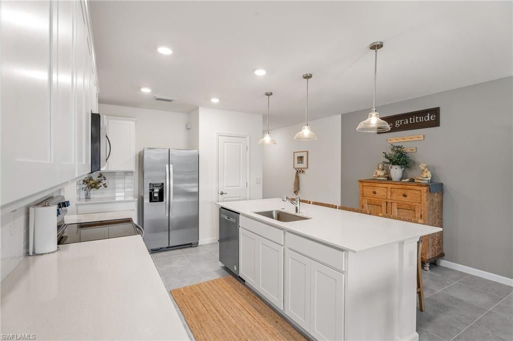 1526 Lake Jessup Cir, Cape Coral, FL 33909 Photo