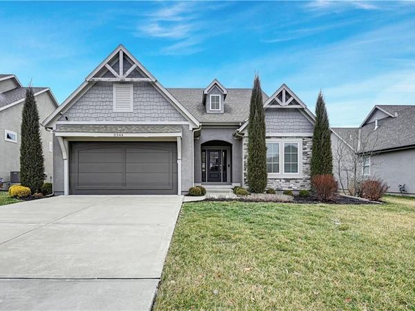 2344 W 146th Terrace, Leawood, KS 66224