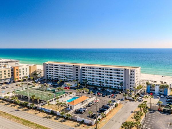 554 NW Coral Court, Unit 303, Fort Walton Beach, FL 32548