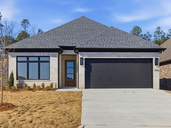 708 Edgewood Circle, Little Rock, AR 72223