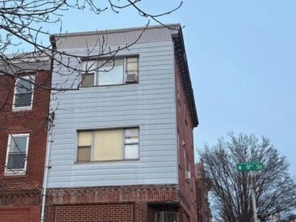 1447 S 9TH STREET, PHILADELPHIA, PA 19147