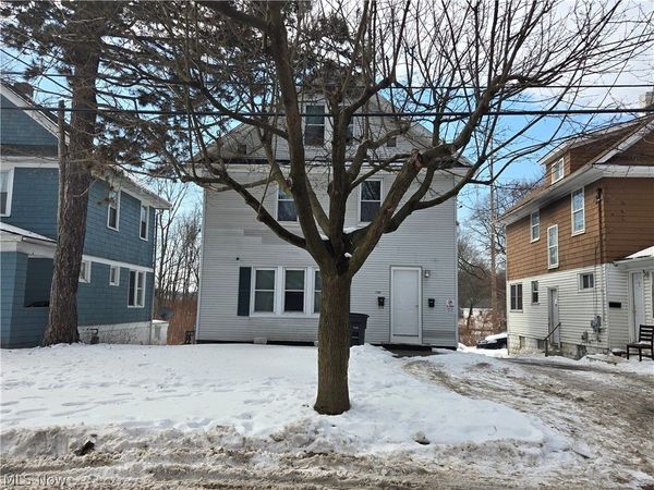 1268 Pondview Avenue, Akron, OH 44305