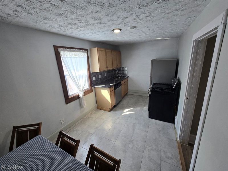 1268 Pondview Avenue, Akron, OH 44305 Photo 17