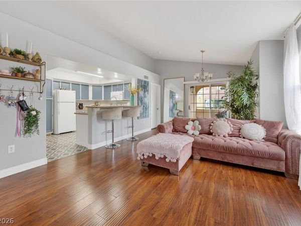 7950 W Flamingo Road, Unit 2056, Las Vegas, NV 89147