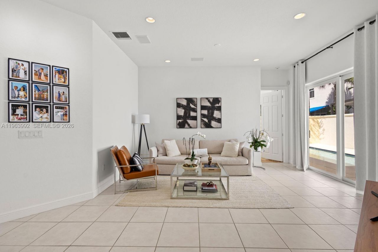 1408 Mariner Way, Hollywood, FL 33019 Photo