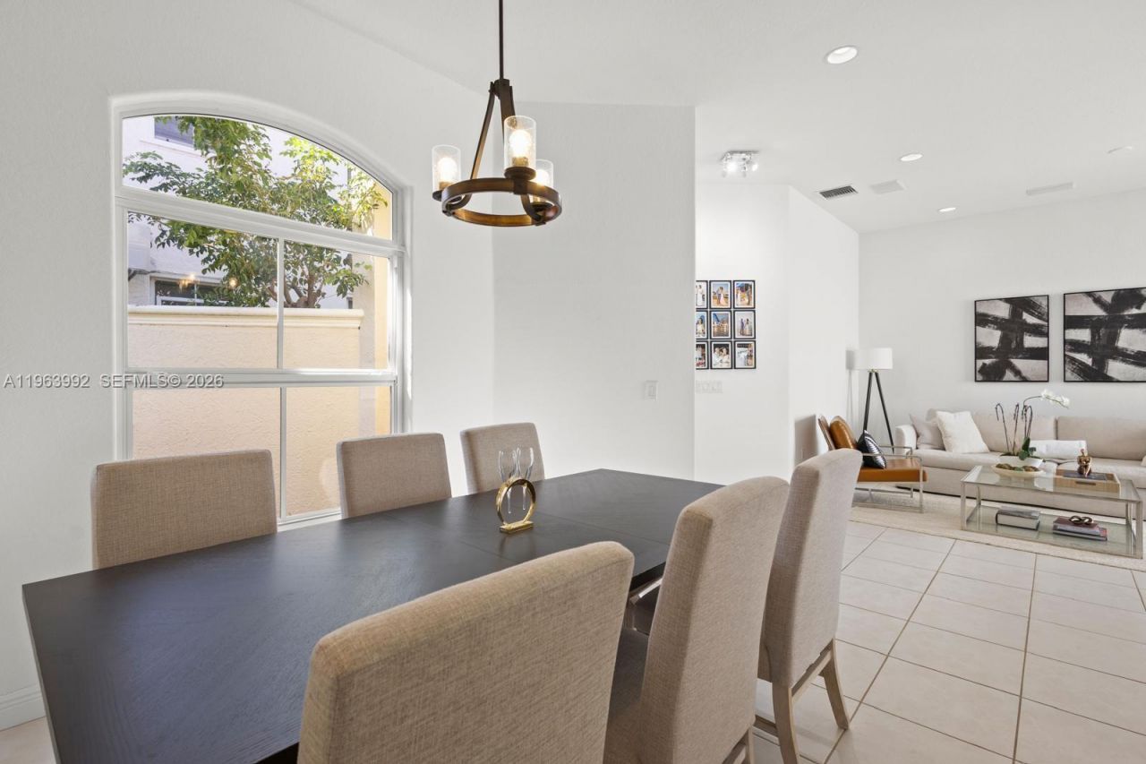 1408 Mariner Way, Hollywood, FL 33019 Photo