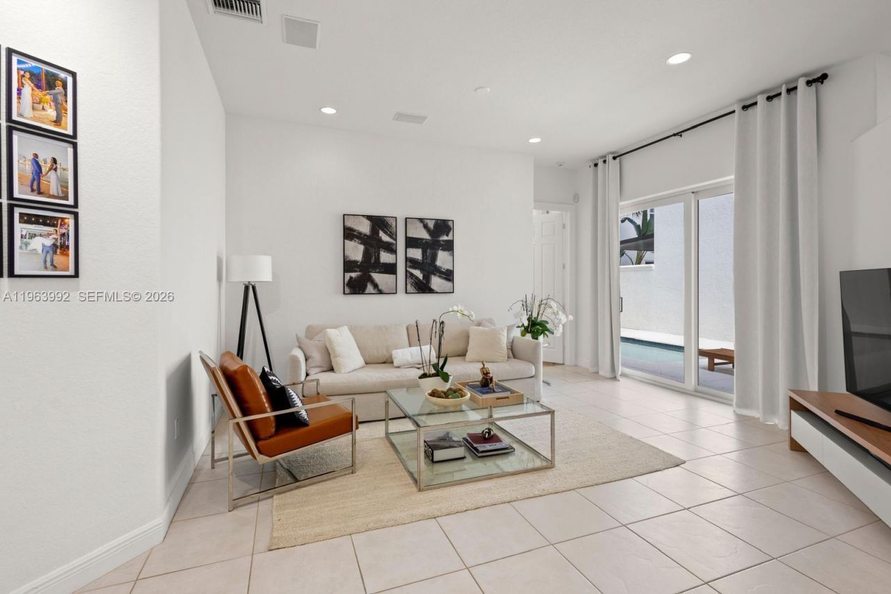 1408 Mariner Way, Hollywood, FL 33019 Photo