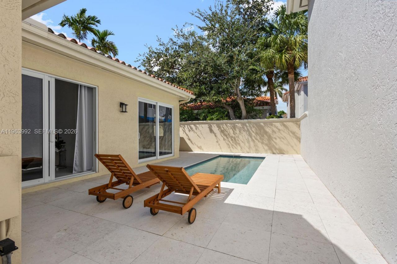 1408 Mariner Way, Hollywood, FL 33019 Photo