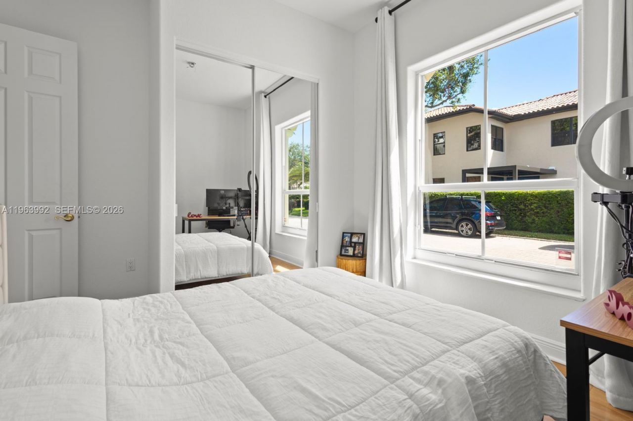 1408 Mariner Way, Hollywood, FL 33019 Photo