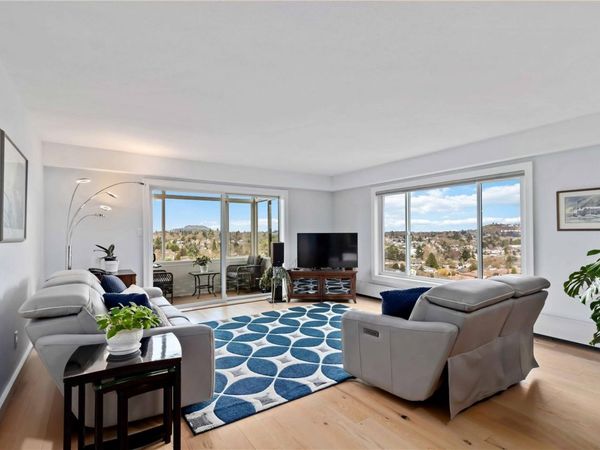 2920 Cook St, Unit 501, Victoria, BC V8T 3S7