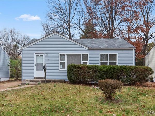 55 La Venta Drive, Florissant, MO 63031