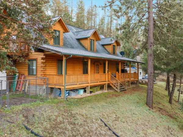 9511 Sterling Creek Road, Jacksonville, OR 97530