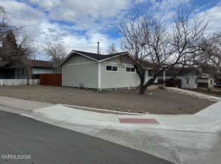 3085 Kings Row, Reno, NV 89503 Photo