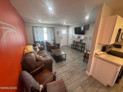 3085 Kings Row, Reno, NV 89503 Photo