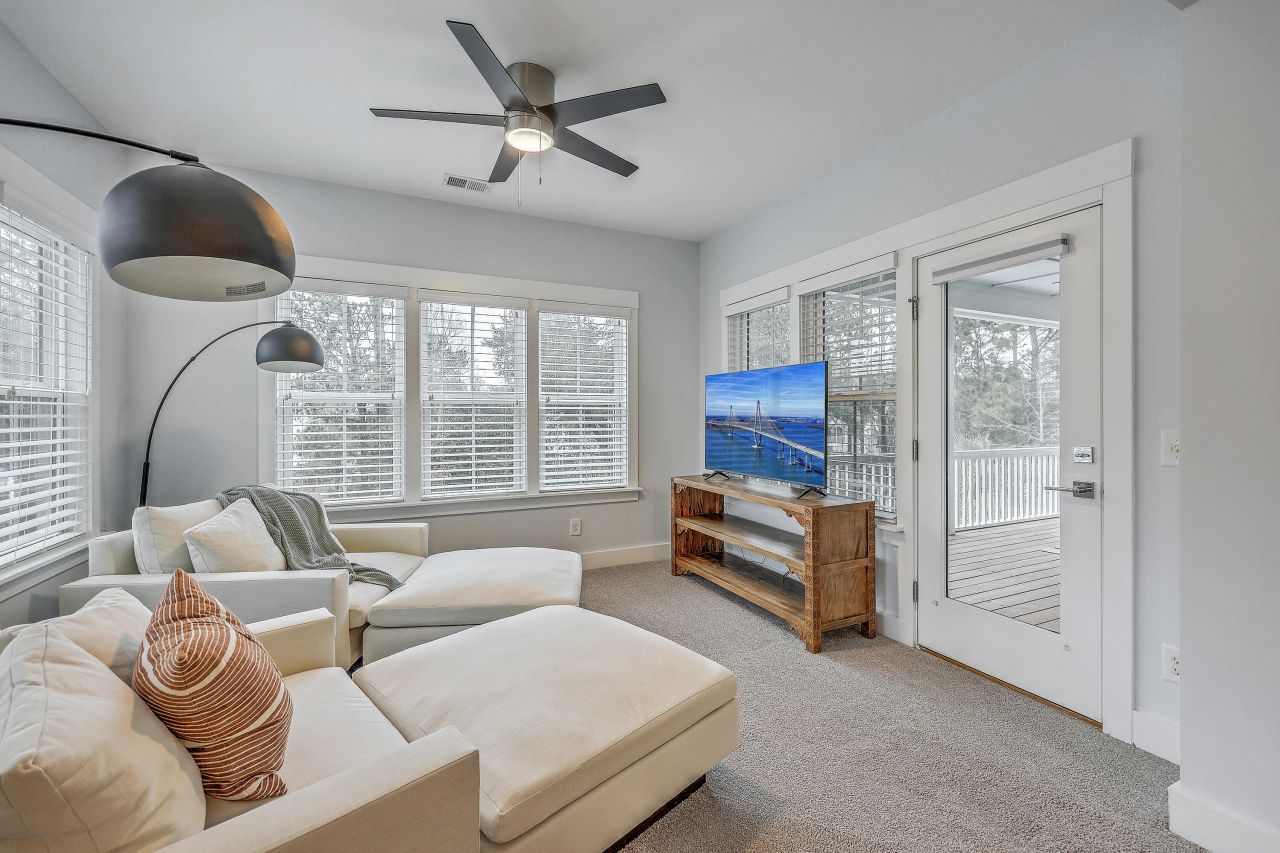 434 Woodspring Road Photo 32