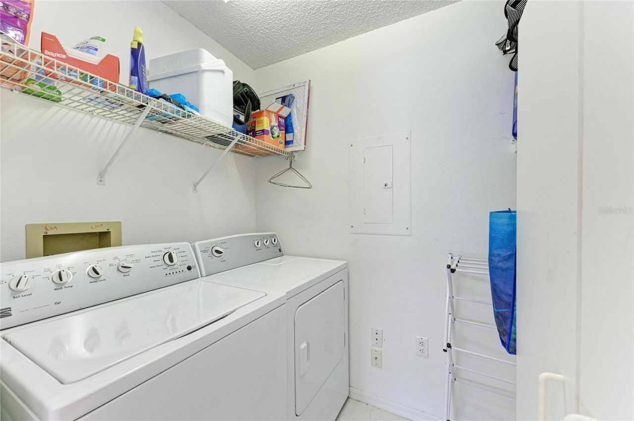 4202 Caddie Drive E, Unit 201, Bradenton, FL 34203 Photo