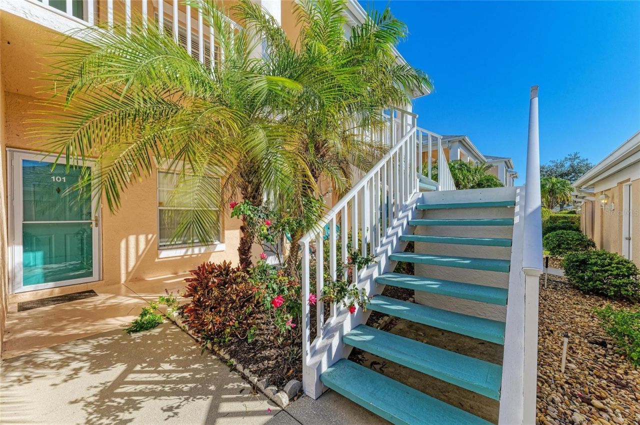 4202 Caddie Drive E, Unit 201, Bradenton, FL 34203 Photo