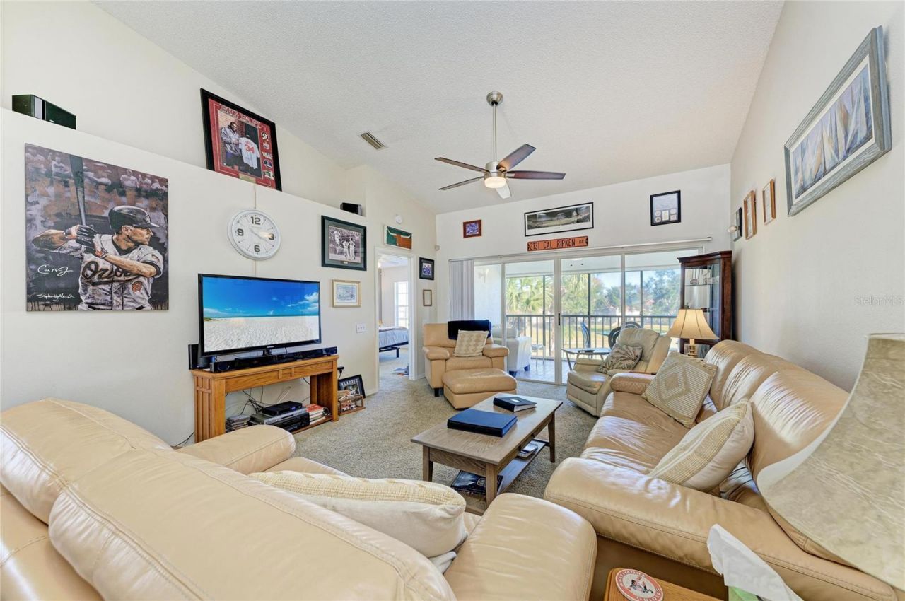 4202 Caddie Drive E, Unit 201, Bradenton, FL 34203 Photo