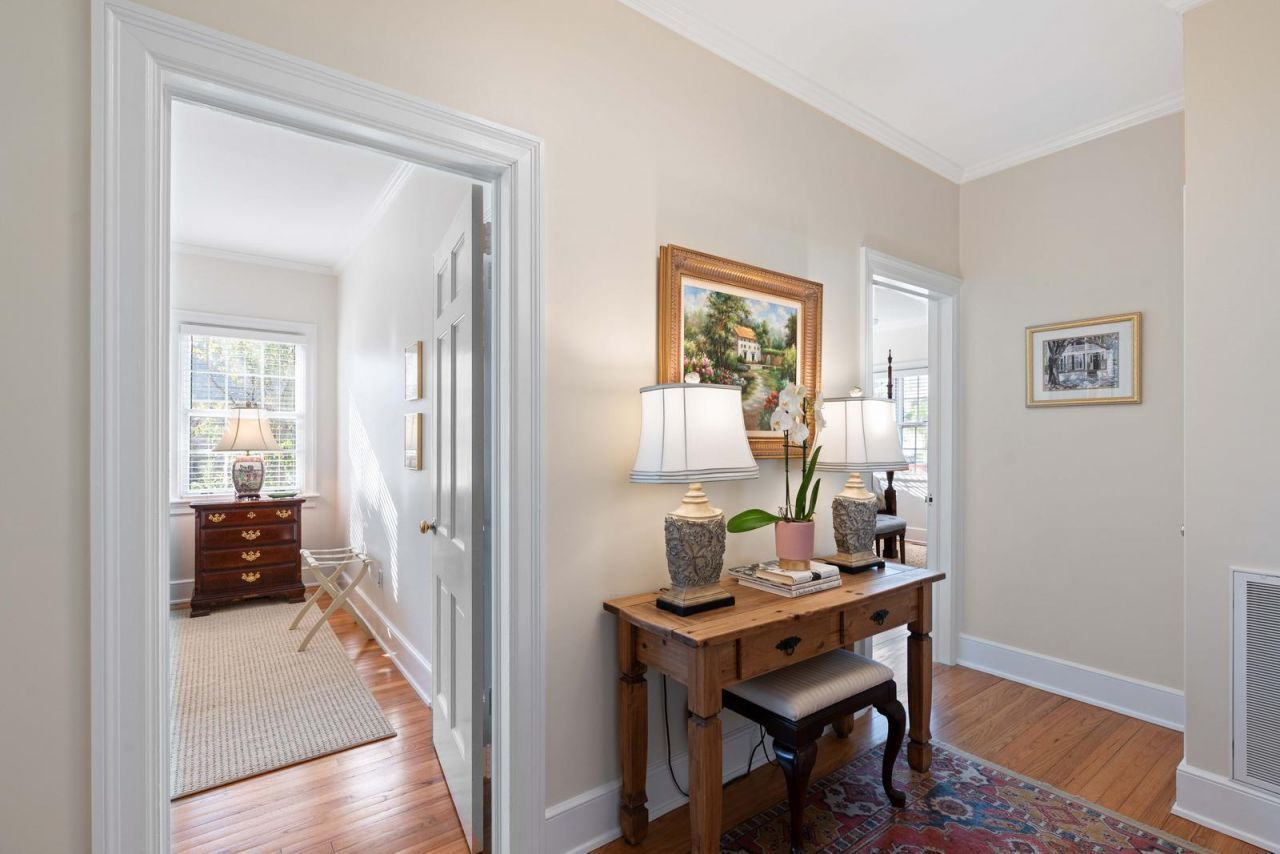 38 Barre Street Photo 29