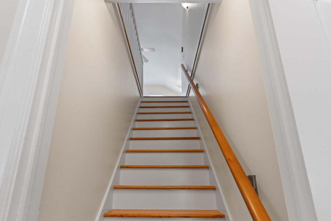 38 Barre Street Photo 30