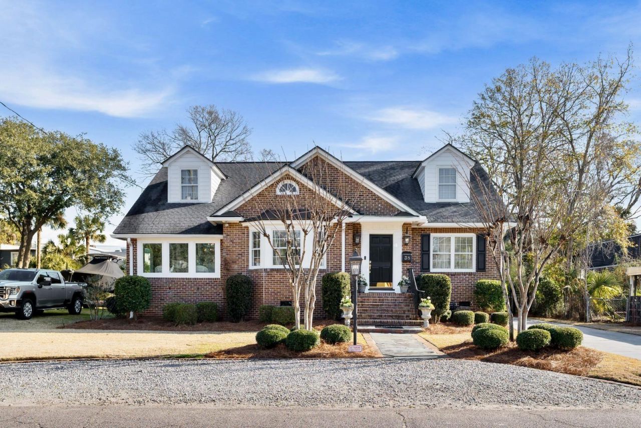 38 Barre Street Photo 4