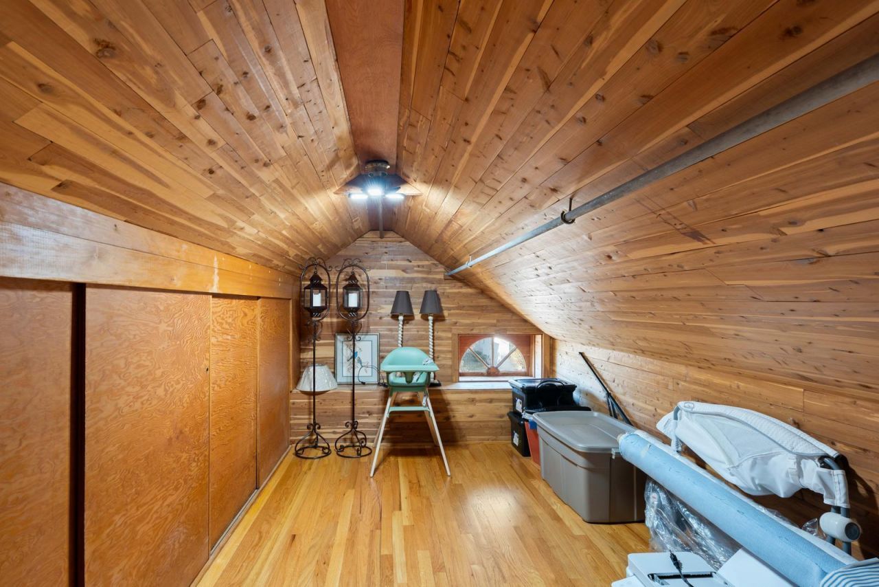 38 Barre Street Photo 42