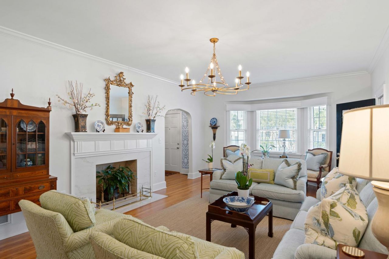 38 Barre Street Photo 8