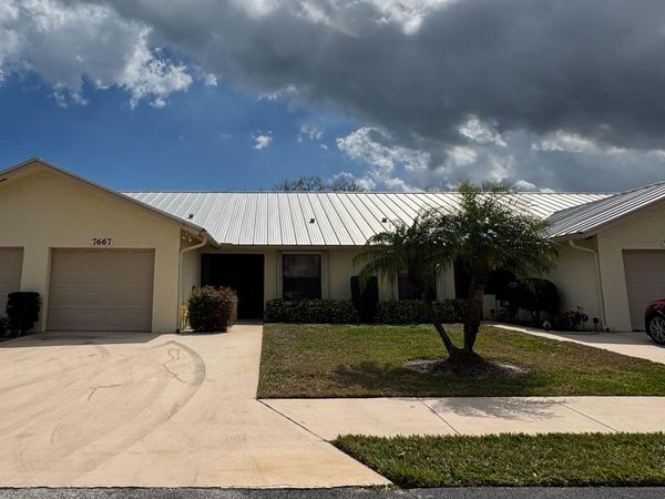 7667 SE Sugar Sand Circle, Hobe Sound, FL 33455