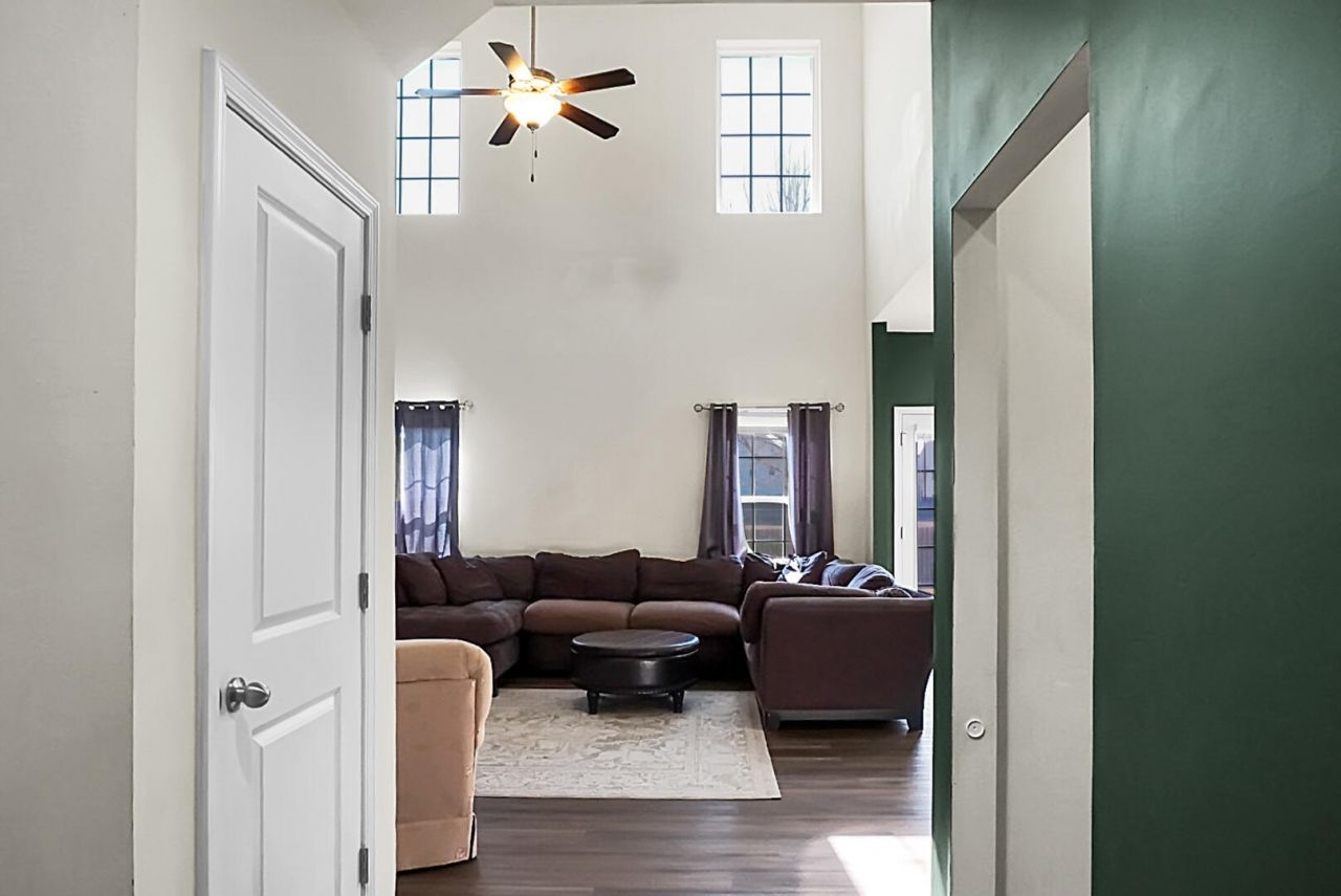 407 Turnbridge Lane Photo 11