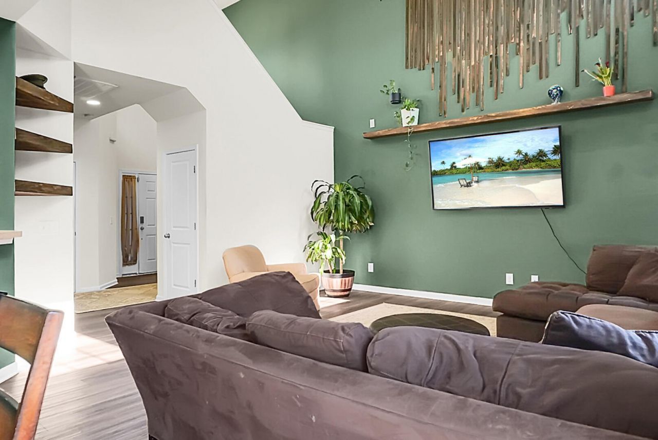 407 Turnbridge Lane Photo 13