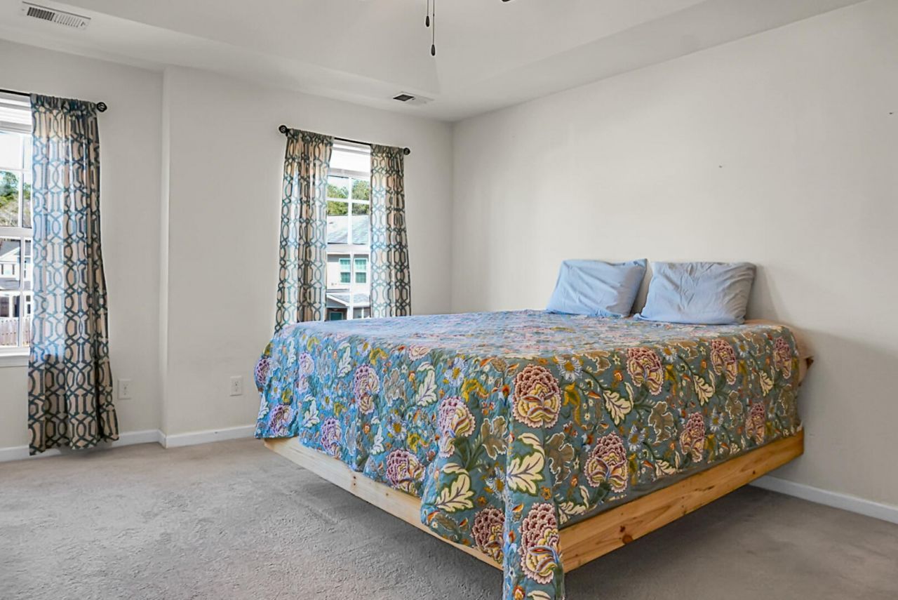 407 Turnbridge Lane Photo 30