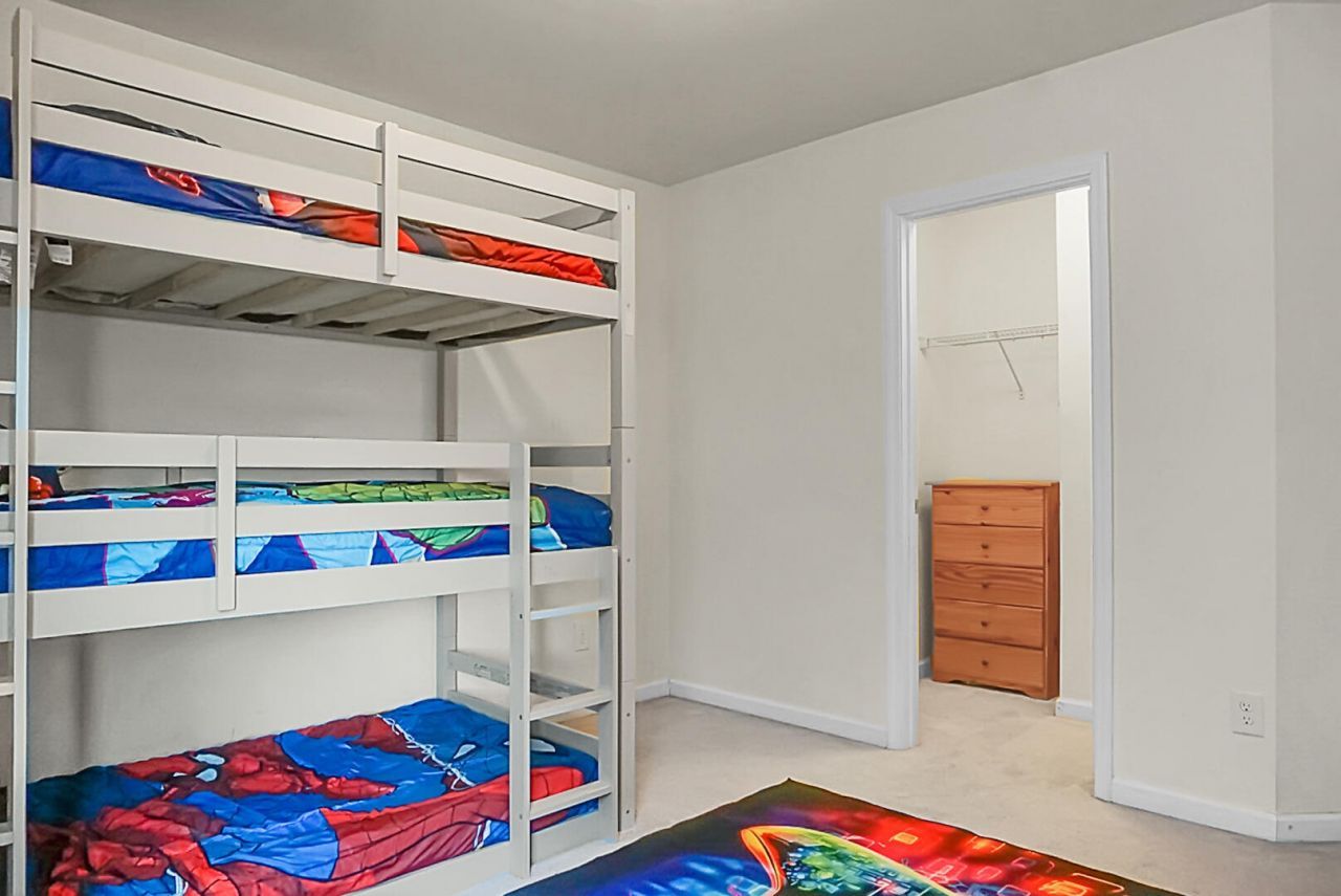 407 Turnbridge Lane Photo 38