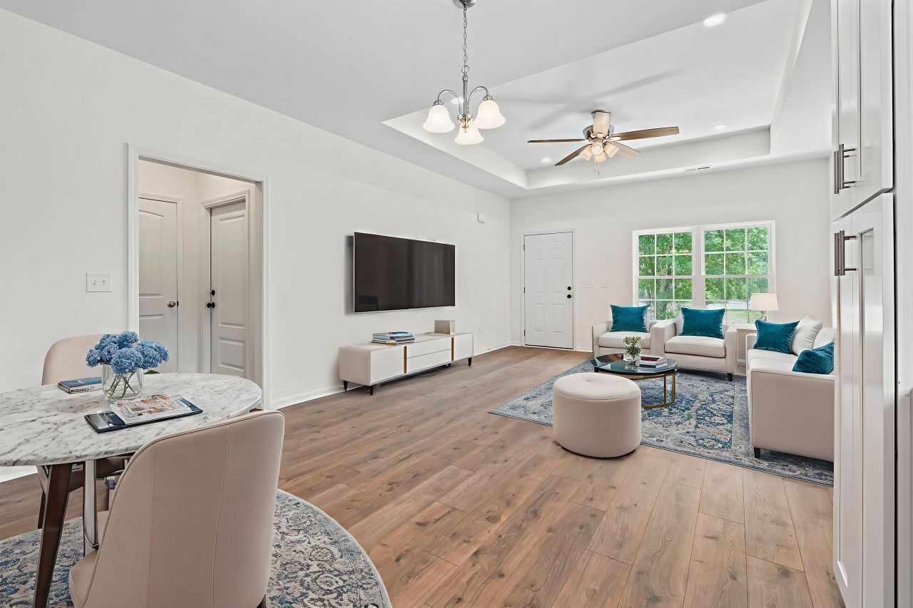 642 Goretown Loop Photo 10