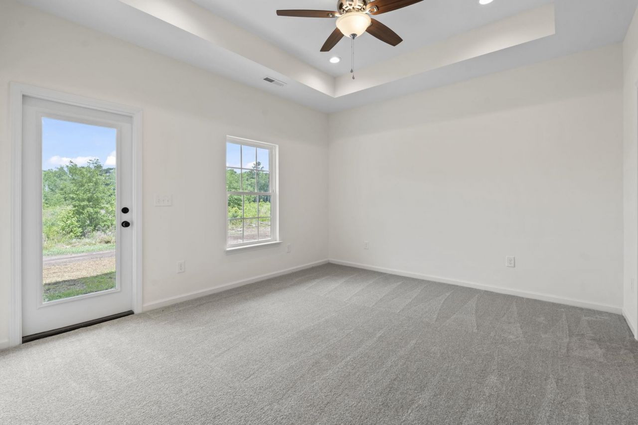 642 Goretown Loop Photo 14