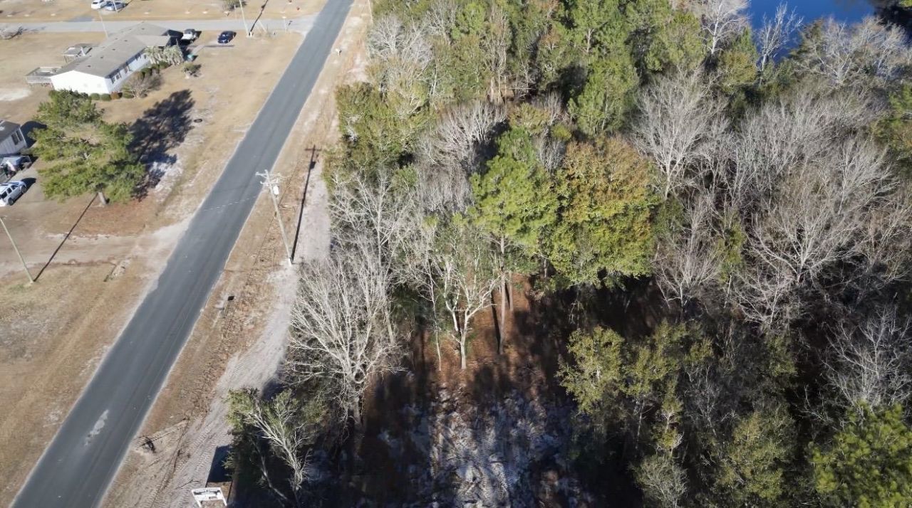 642 Goretown Loop Photo 26